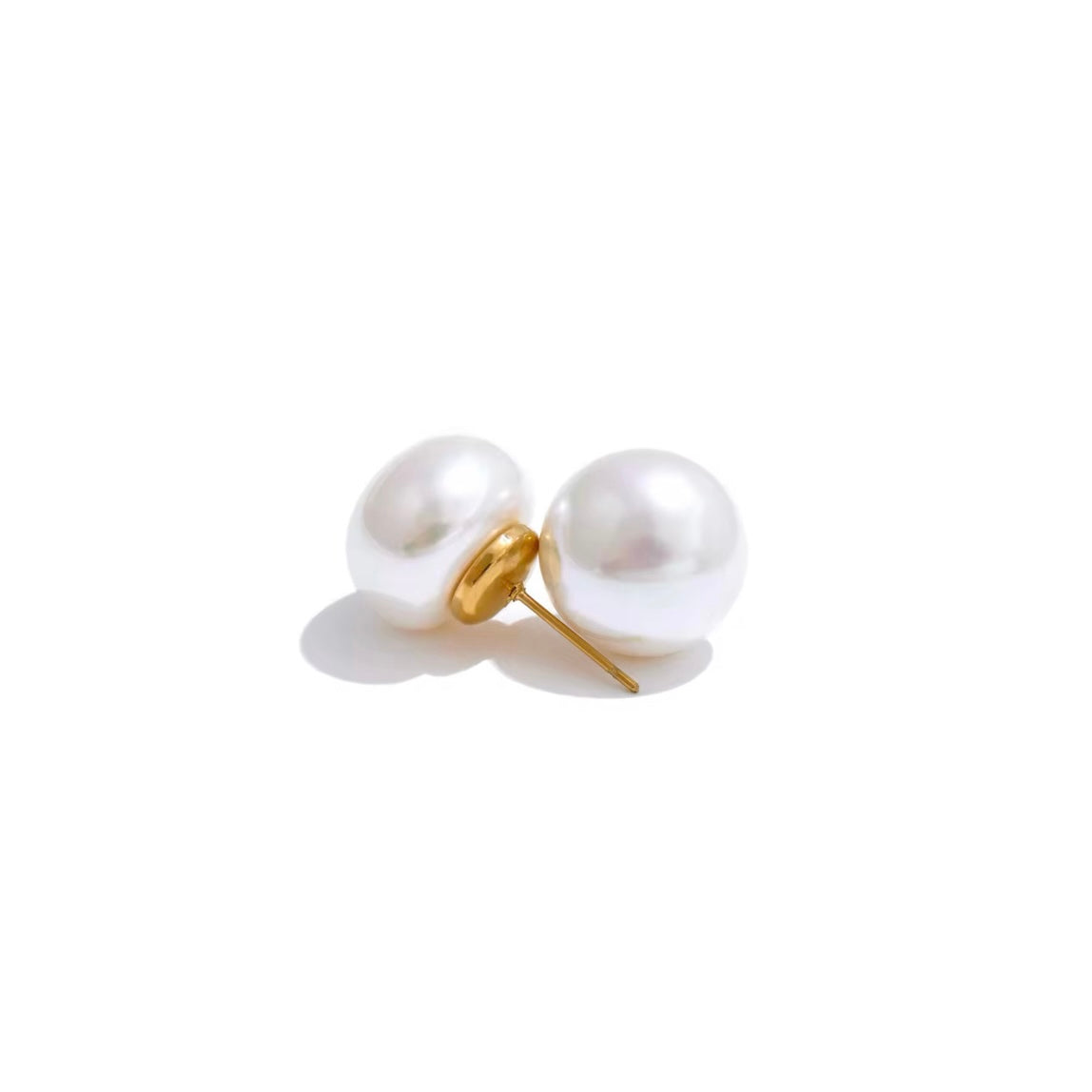 Oversized Pearl Earrings