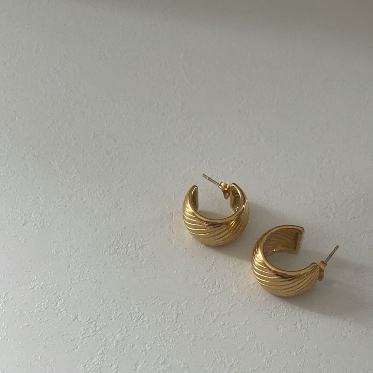 Chevron Chunky Hoop Earrings