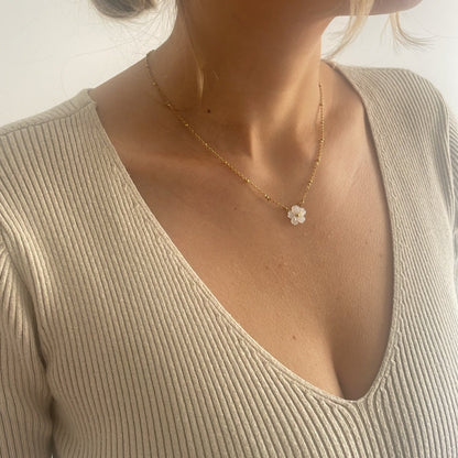 Mother Of Pearl Flower Necklace