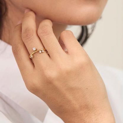 SAMPLE SALE - Dainty Diamond Ring - Large