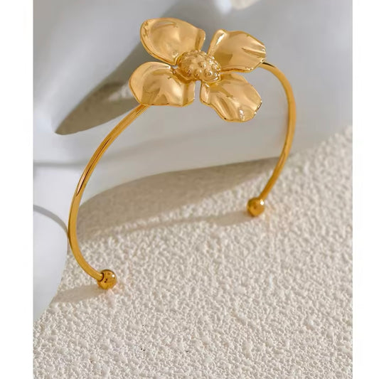 SAMPLE SALE - Flower Bangle