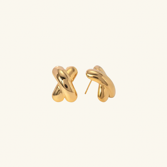 Kisses Stud Earrings