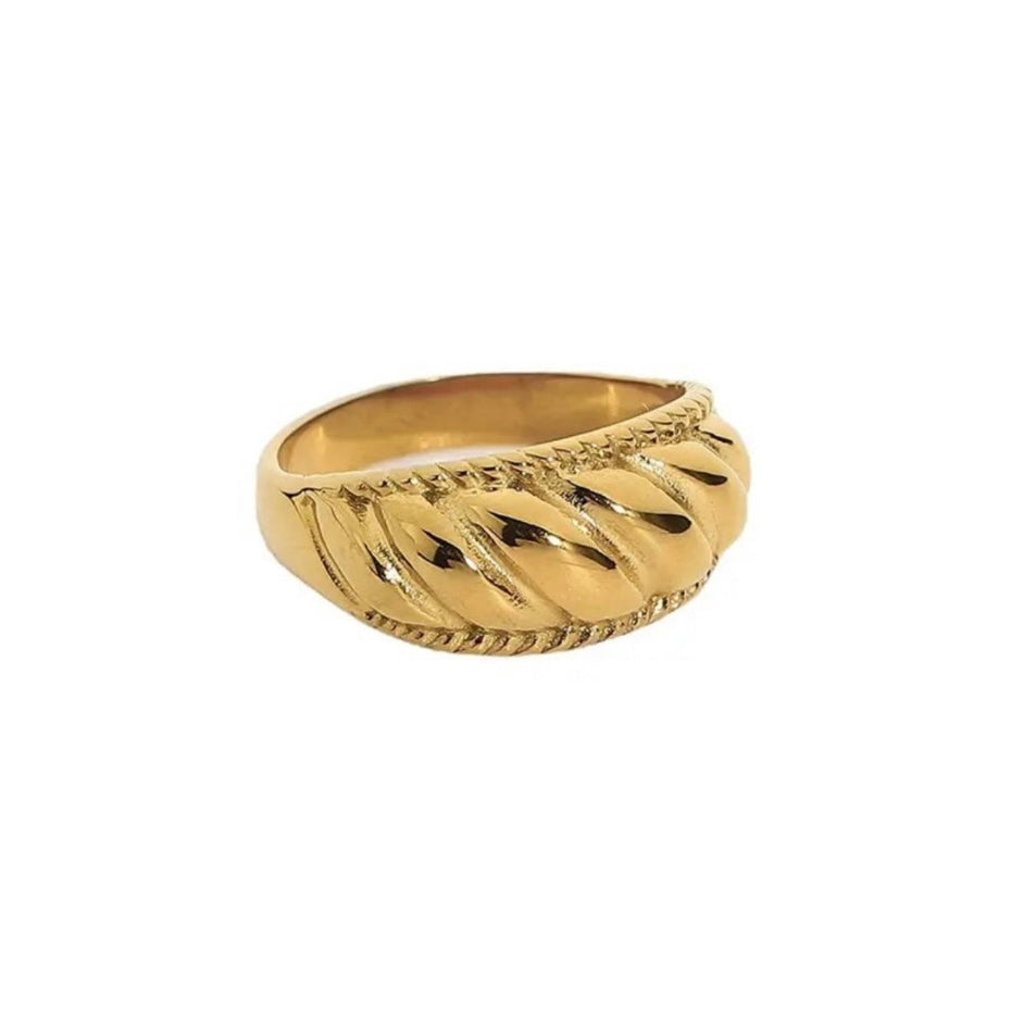 Croissant Rope Dome Ring