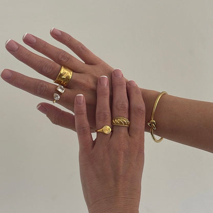 Croissant Rope Dome Ring